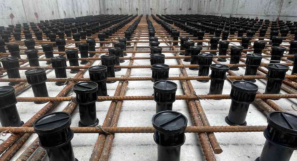 湖州滤头排水帽厂价格_滤头滤帽厂家_青岛乐中